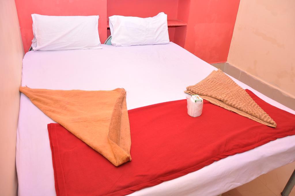 Manju Guest House ฮัมปี ภายนอก รูปภาพ